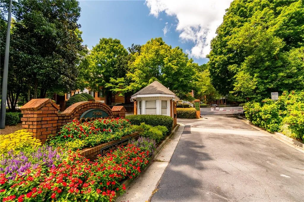 7500 Roswell Road Unit 58, Sandy Springs, Georgia 30350, 2 Bedrooms Bedrooms, ,2 BathroomsBathrooms,Residential,Sold,7500 Roswell Road Unit 58,6056438