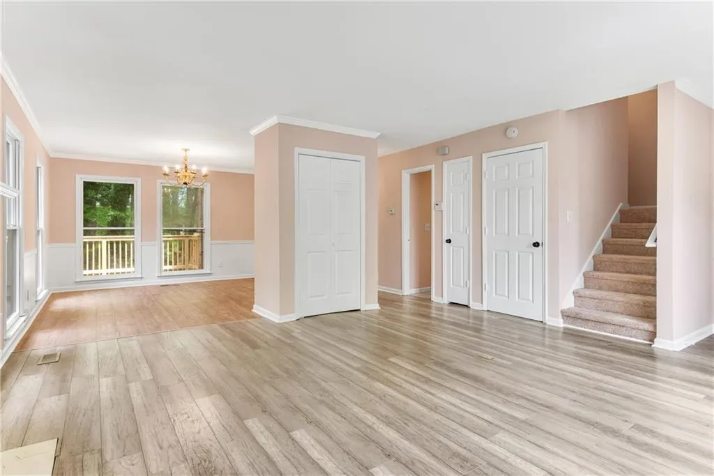 9015 Carroll Manor Drive, Sandy Springs, Georgia 30350, 3 Bedrooms Bedrooms, ,2 BathroomsBathrooms,Residential,Sold,9015 Carroll Manor Drive,7033854