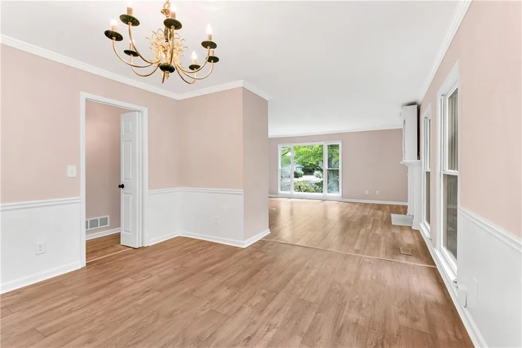 9015 Carroll Manor Drive, Sandy Springs, Georgia 30350, 3 Bedrooms Bedrooms, ,2 BathroomsBathrooms,Residential,Sold,9015 Carroll Manor Drive,7033854