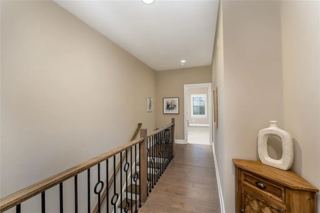 62 Yorkshire Place, Atlanta, Georgia 30328, 3 Bedrooms Bedrooms, ,3 BathroomsBathrooms,Residential,Sold,62 Yorkshire Place,7432879