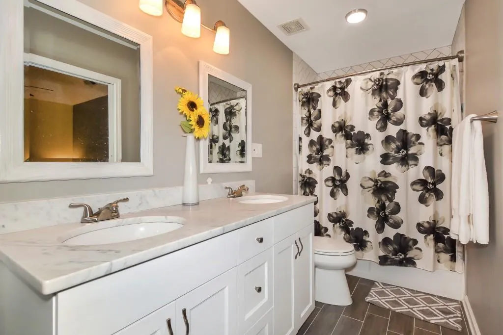 9170 Carroll Manor Drive, Atlanta, Georgia 30350, 3 Bedrooms Bedrooms, ,2 BathroomsBathrooms,Residential,Sold,9170 Carroll Manor Drive,6534438