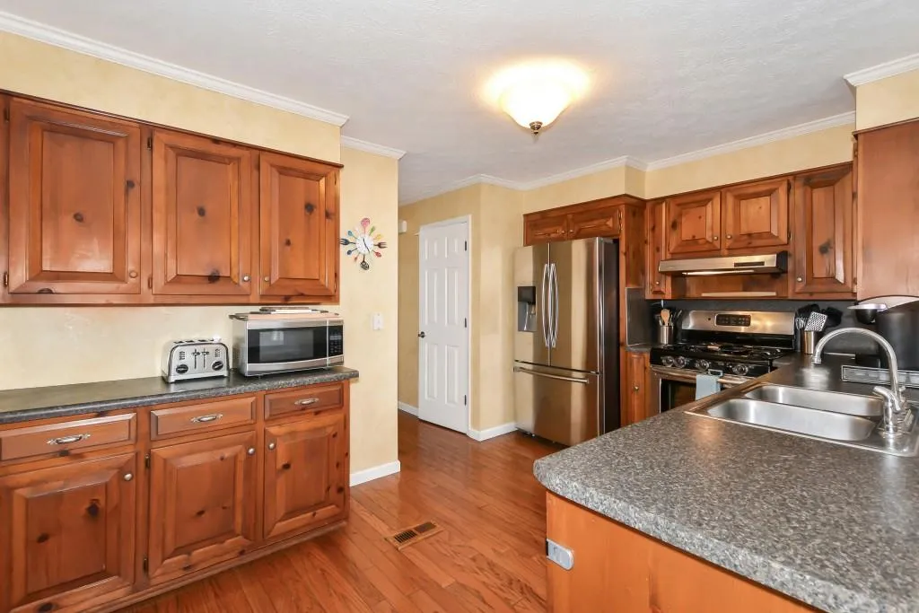 9170 Carroll Manor Drive, Atlanta, Georgia 30350, 3 Bedrooms Bedrooms, ,2 BathroomsBathrooms,Residential,Sold,9170 Carroll Manor Drive,6534438