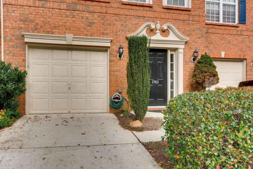 2363 Towneview Court, Atlanta, Georgia 30339, 3 Bedrooms Bedrooms, ,2 BathroomsBathrooms,Residential,Sold,2363 Towneview Court,5933879