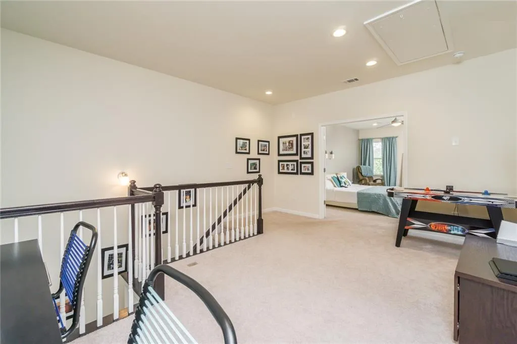 113 Barkley Lane, Sandy Springs, Georgia 30328, 4 Bedrooms Bedrooms, ,3 BathroomsBathrooms,Residential,Sold,113 Barkley Lane,6858276