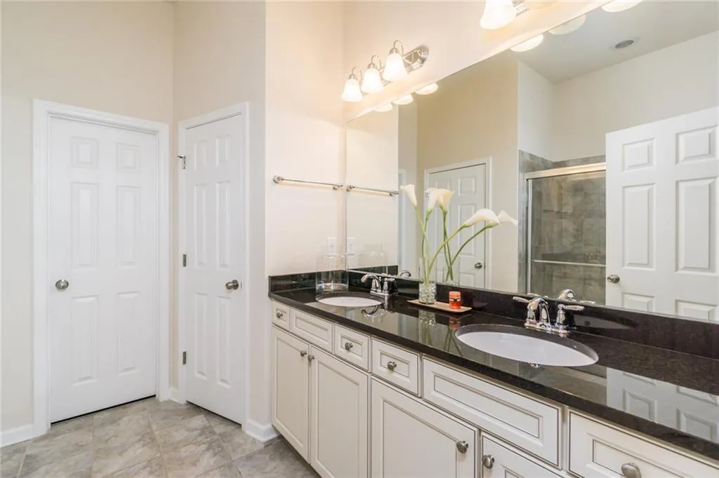 113 Barkley Lane, Sandy Springs, Georgia 30328, 4 Bedrooms Bedrooms, ,3 BathroomsBathrooms,Residential,Sold,113 Barkley Lane,6858276