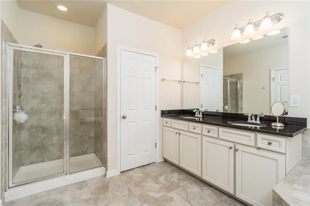 113 Barkley Lane, Sandy Springs, Georgia 30328, 4 Bedrooms Bedrooms, ,3 BathroomsBathrooms,Residential,Sold,113 Barkley Lane,6858276