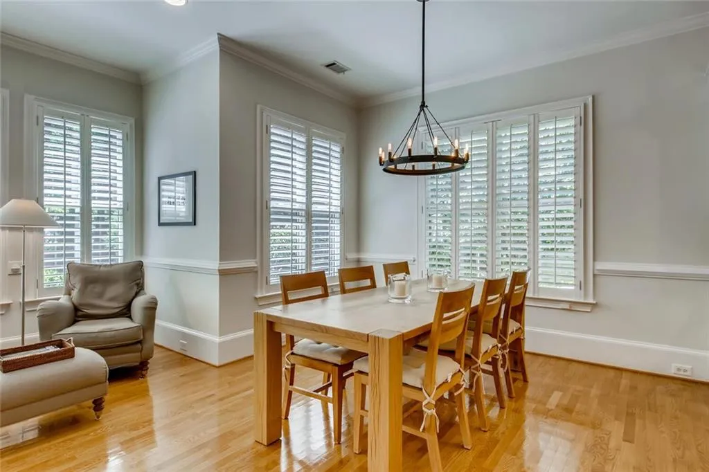 7922 Stratford Lane, Sandy Springs, Georgia 30350, 4 Bedrooms Bedrooms, ,4 BathroomsBathrooms,Residential,Sold,7922 Stratford Lane,6896427