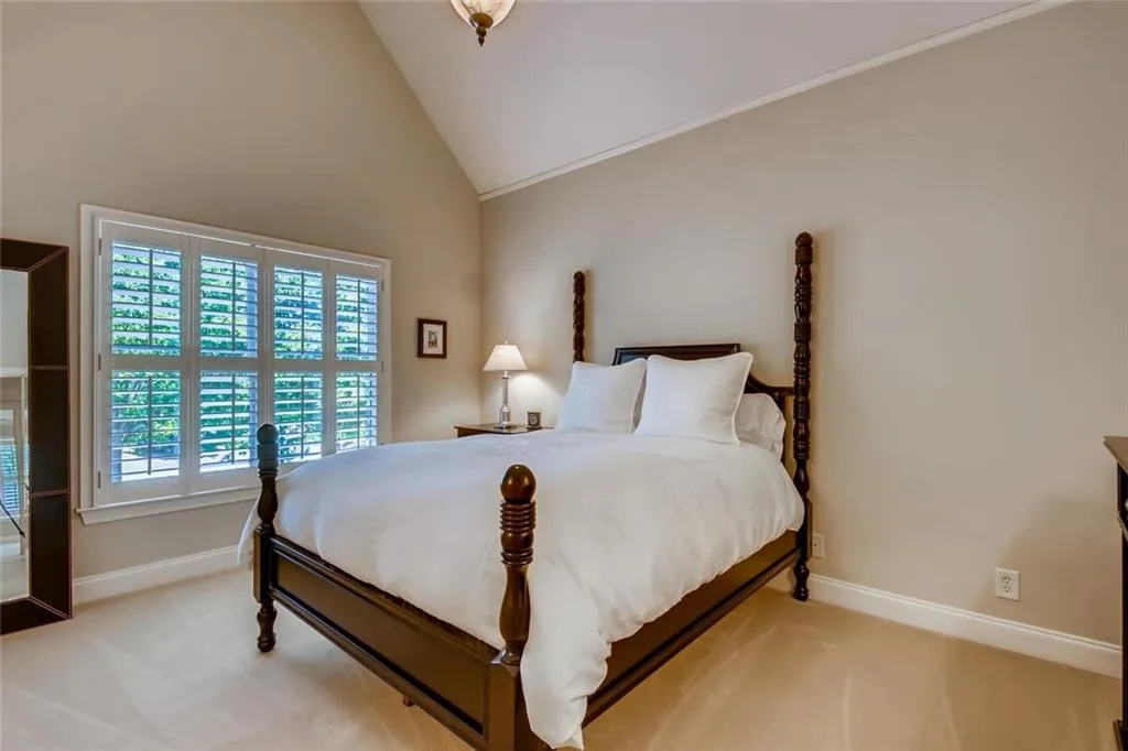 7922 Stratford Lane, Sandy Springs, Georgia 30350, 4 Bedrooms Bedrooms, ,4 BathroomsBathrooms,Residential,Sold,7922 Stratford Lane,6896427