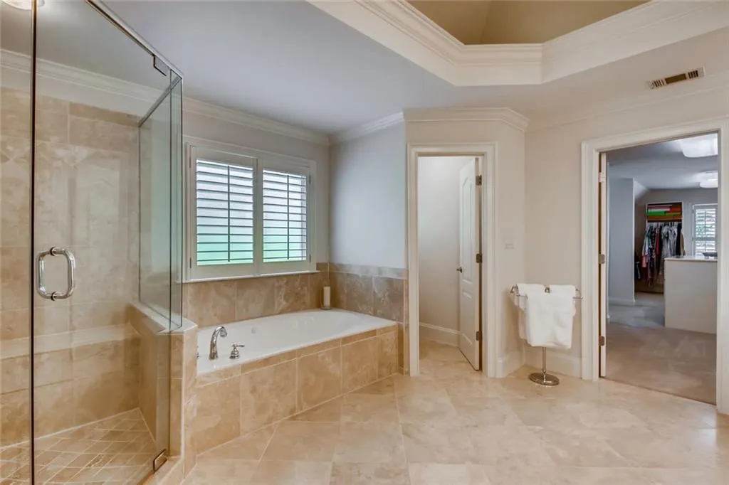7922 Stratford Lane, Sandy Springs, Georgia 30350, 4 Bedrooms Bedrooms, ,4 BathroomsBathrooms,Residential,Sold,7922 Stratford Lane,6896427