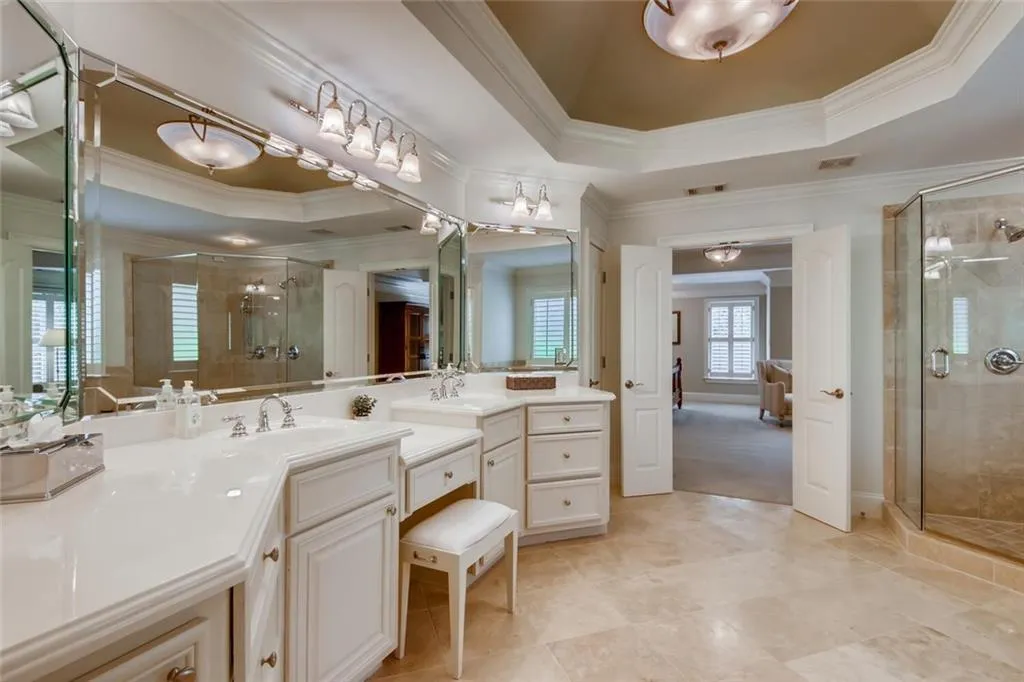 7922 Stratford Lane, Sandy Springs, Georgia 30350, 4 Bedrooms Bedrooms, ,4 BathroomsBathrooms,Residential,Sold,7922 Stratford Lane,6896427