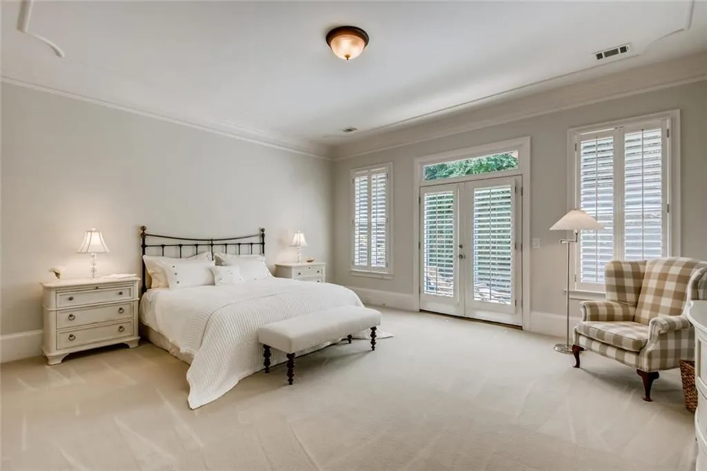 7922 Stratford Lane, Sandy Springs, Georgia 30350, 4 Bedrooms Bedrooms, ,4 BathroomsBathrooms,Residential,Sold,7922 Stratford Lane,6896427