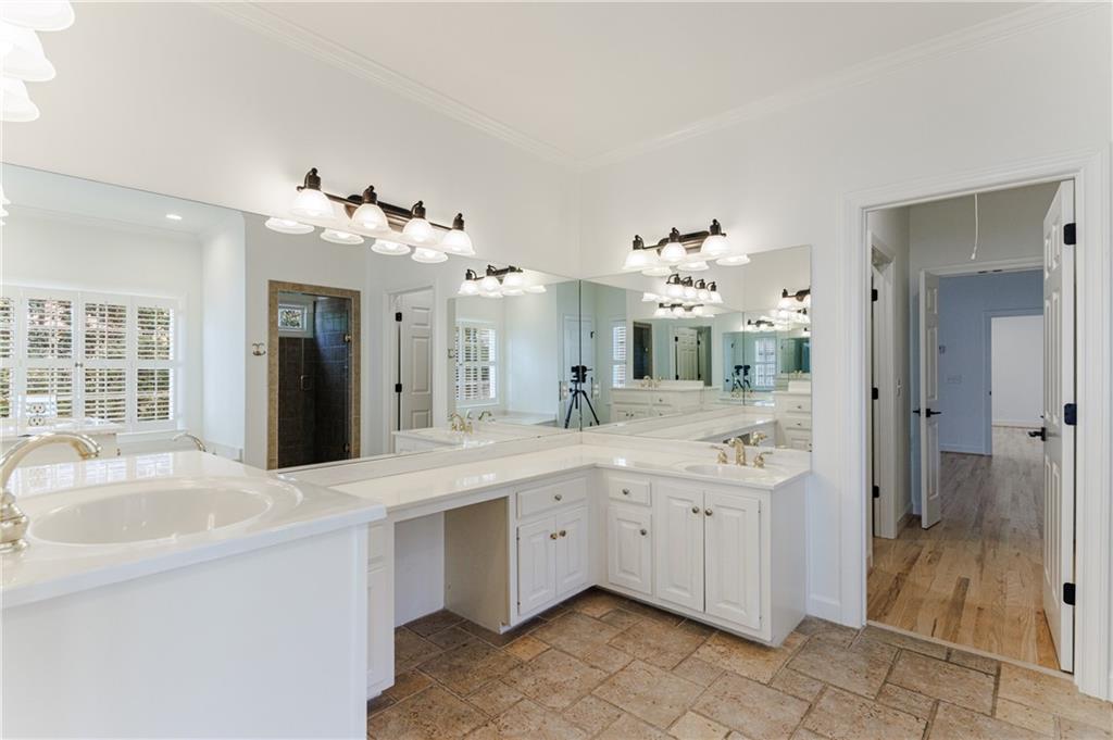 4895 Franklin Pond, Sandy Springs, Georgia 30342, 5 Bedrooms Bedrooms, ,5 BathroomsBathrooms,Residential,Sold,4895 Franklin Pond,7322370