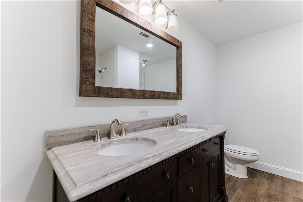 4895 Franklin Pond, Sandy Springs, Georgia 30342, 5 Bedrooms Bedrooms, ,5 BathroomsBathrooms,Residential,Sold,4895 Franklin Pond,7322370