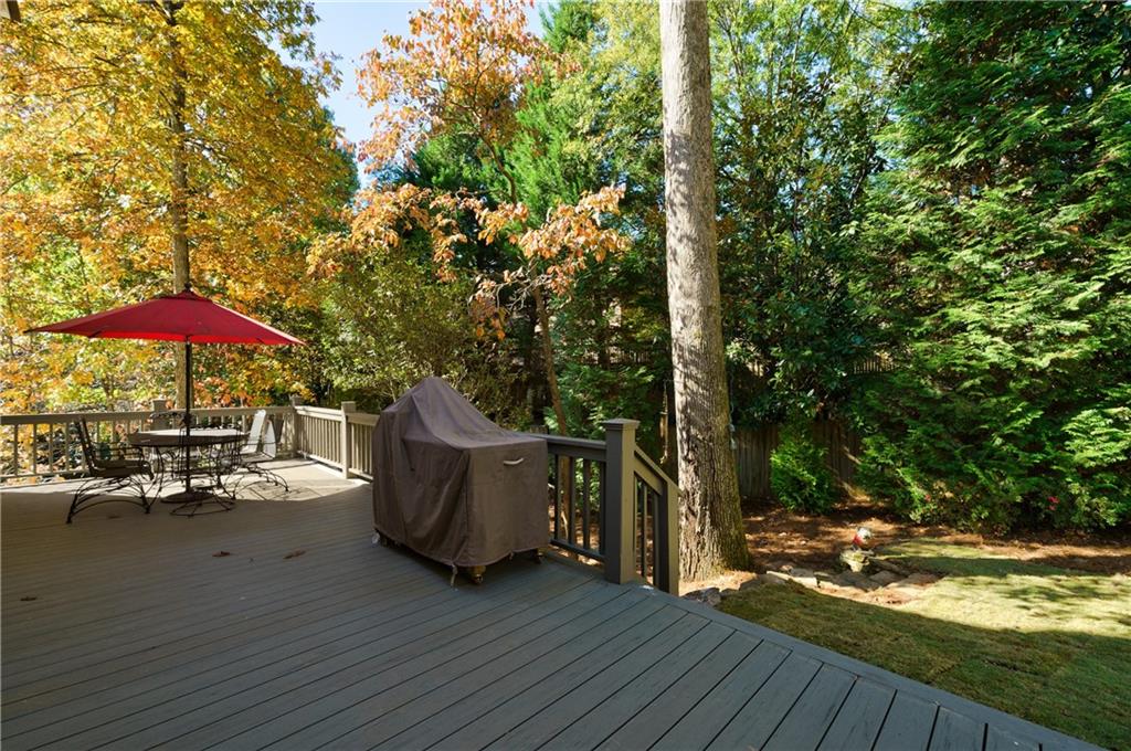 4895 Franklin Pond, Sandy Springs, Georgia 30342, 5 Bedrooms Bedrooms, ,5 BathroomsBathrooms,Residential,Sold,4895 Franklin Pond,7322370