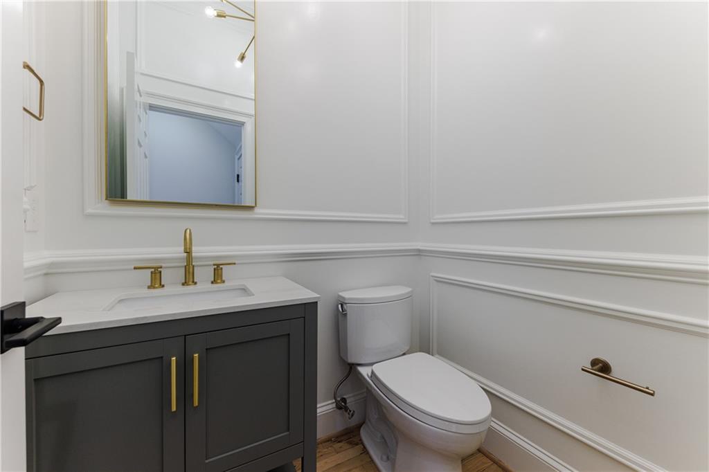 4895 Franklin Pond, Sandy Springs, Georgia 30342, 5 Bedrooms Bedrooms, ,5 BathroomsBathrooms,Residential,Sold,4895 Franklin Pond,7322370