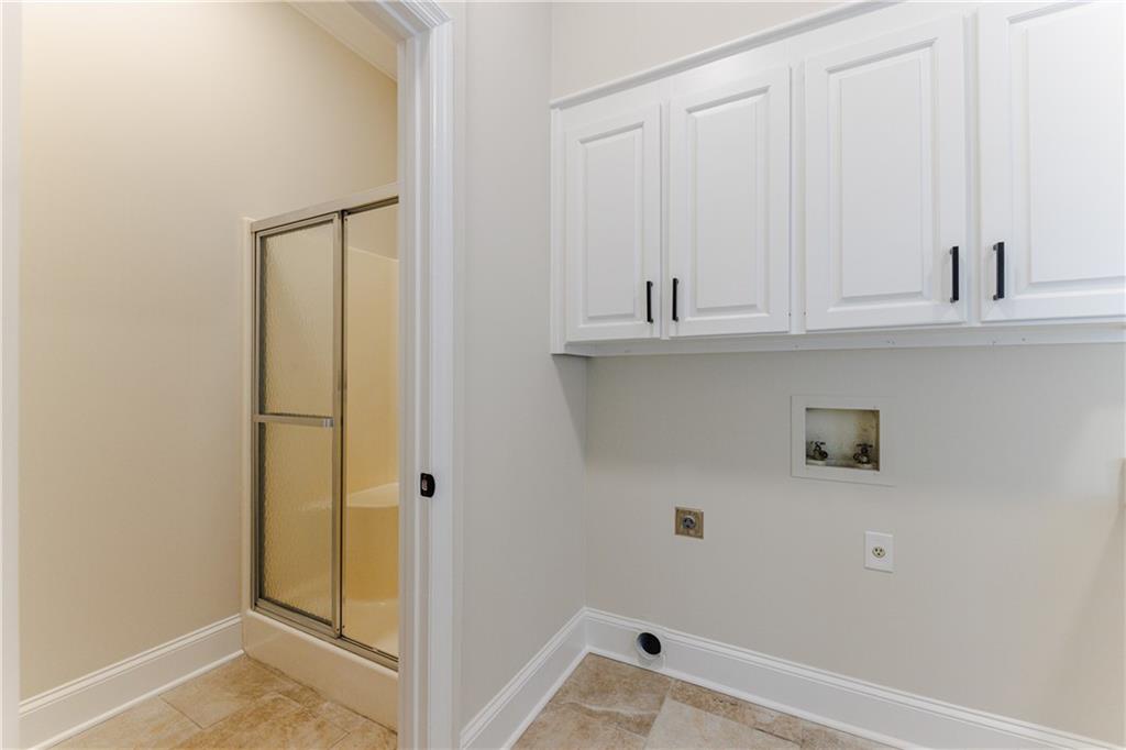 4895 Franklin Pond, Sandy Springs, Georgia 30342, 5 Bedrooms Bedrooms, ,5 BathroomsBathrooms,Residential,Sold,4895 Franklin Pond,7322370