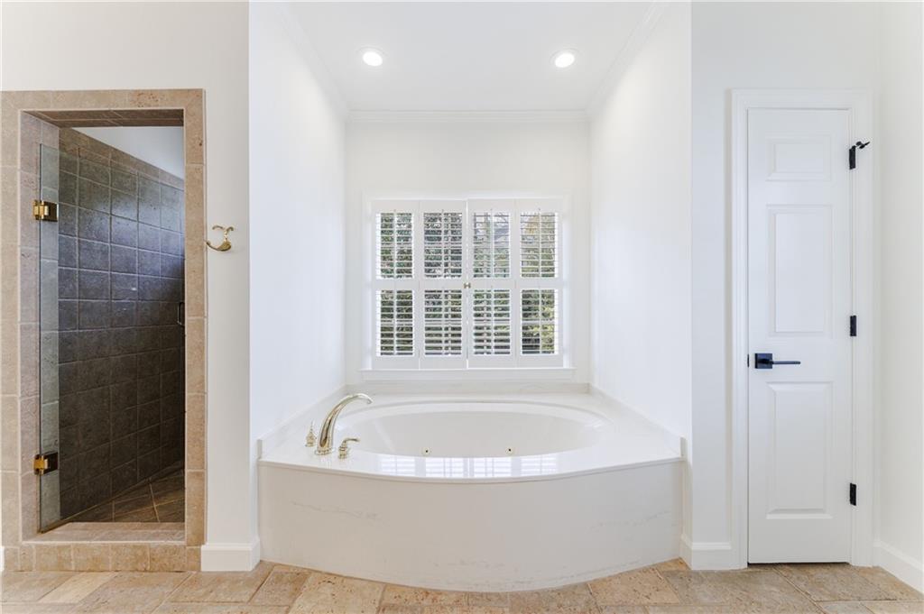 4895 Franklin Pond, Sandy Springs, Georgia 30342, 5 Bedrooms Bedrooms, ,5 BathroomsBathrooms,Residential,Sold,4895 Franklin Pond,7322370