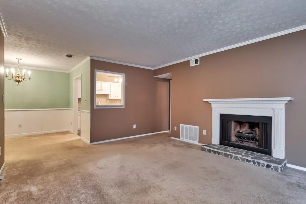 1203 Vicksburg Place, Sandy Springs, Georgia 30350, 2 Bedrooms Bedrooms, ,2 BathroomsBathrooms,Residential,Sold,1203 Vicksburg Place,6530767