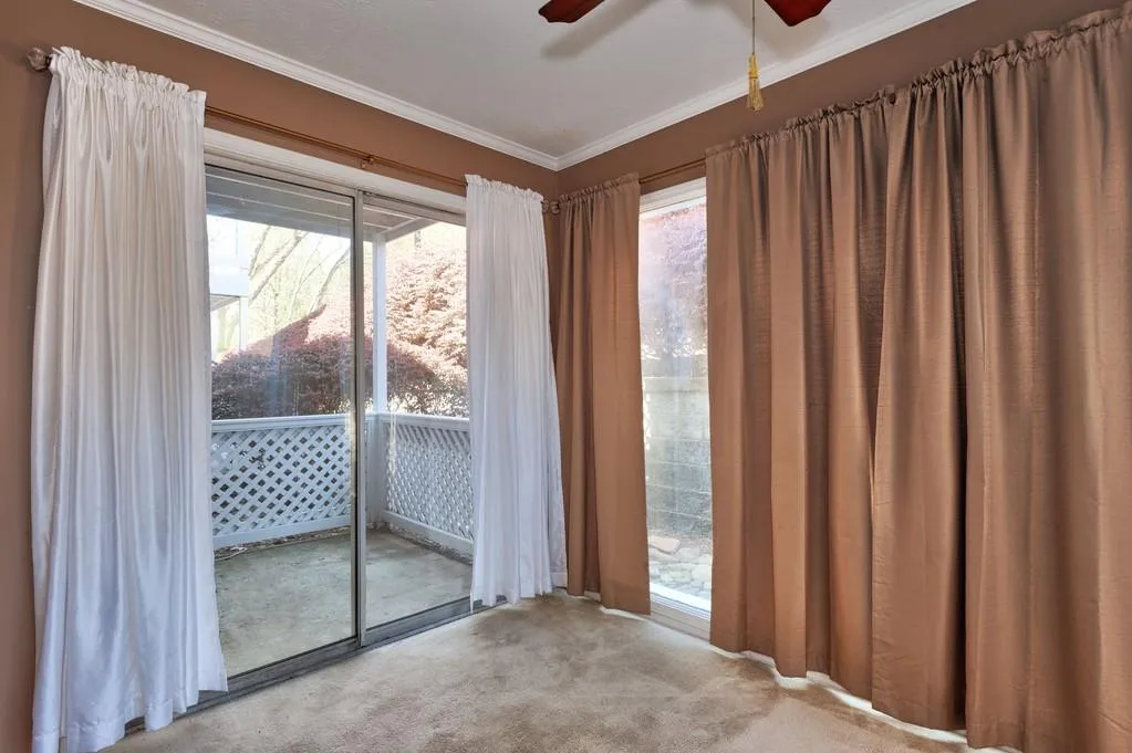 1203 Vicksburg Place, Sandy Springs, Georgia 30350, 2 Bedrooms Bedrooms, ,2 BathroomsBathrooms,Residential,Sold,1203 Vicksburg Place,6530767