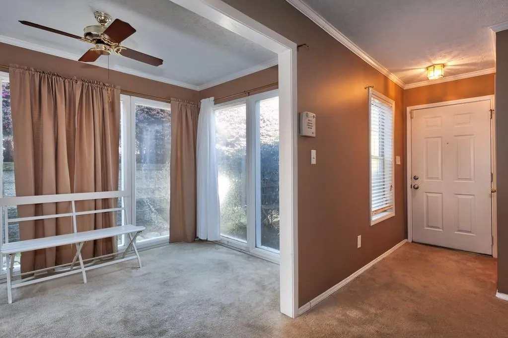 1203 Vicksburg Place, Sandy Springs, Georgia 30350, 2 Bedrooms Bedrooms, ,2 BathroomsBathrooms,Residential,Sold,1203 Vicksburg Place,6530767