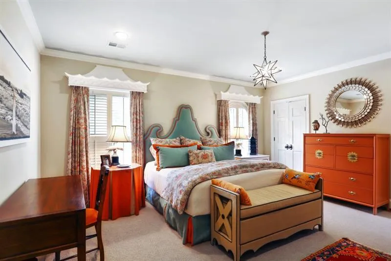 711 Heards Ferry Road, Sandy Springs, Georgia 30328, 5 Bedrooms Bedrooms, ,5 BathroomsBathrooms,Residential,Sold,711 Heards Ferry Road,6045031