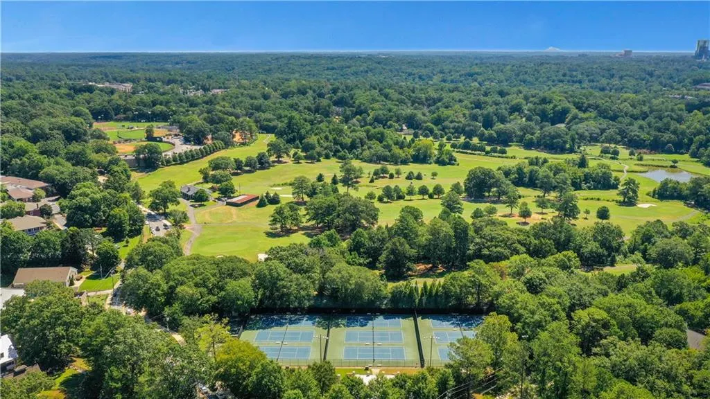 4103 Township Parkway, Atlanta, Georgia 30342, 2 Bedrooms Bedrooms, ,2 BathroomsBathrooms,Residential,For Sale,4103 Township Parkway,7694202