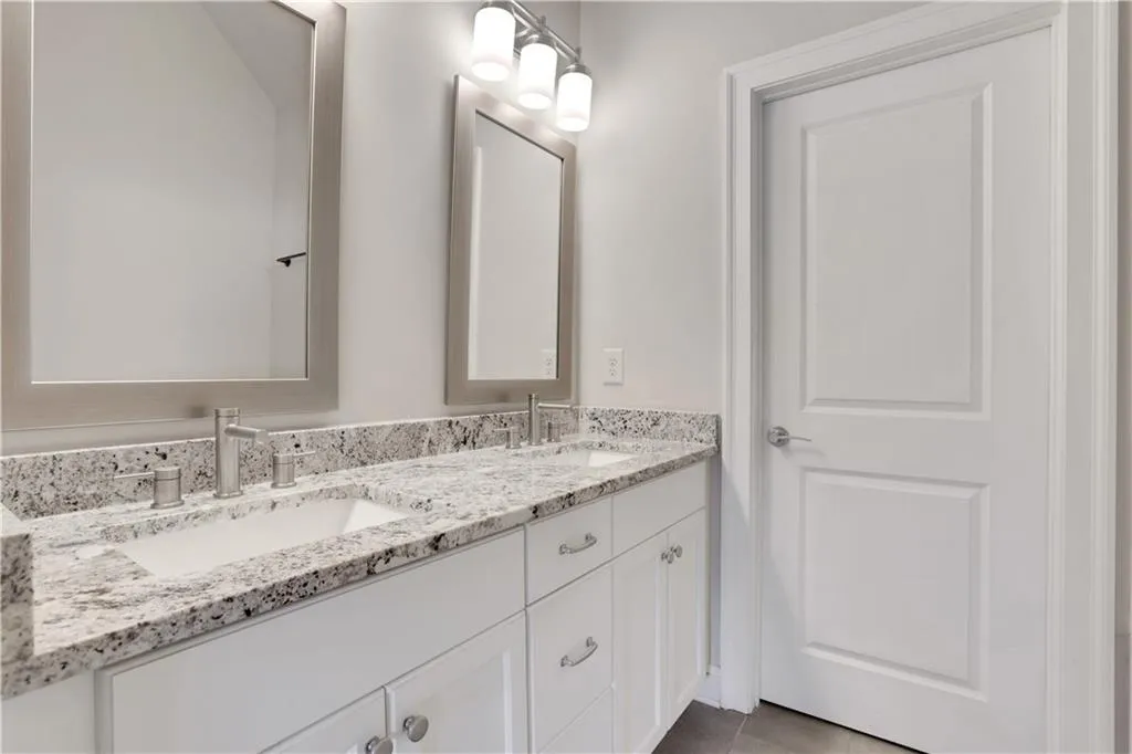 4103 Township Parkway, Atlanta, Georgia 30342, 2 Bedrooms Bedrooms, ,2 BathroomsBathrooms,Residential,For Sale,4103 Township Parkway,7694202