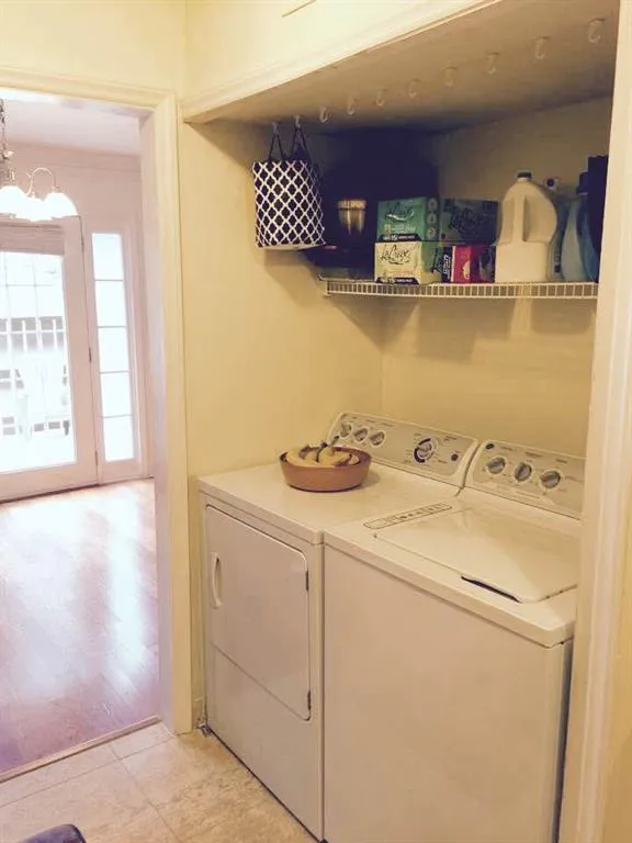 6980 Roswell Road Ne Unit J8, Atlanta, Georgia 30328, 2 Bedrooms Bedrooms, ,1 BathroomBathrooms,Residential,Sold,6980 Roswell Road Ne Unit J8,5569573