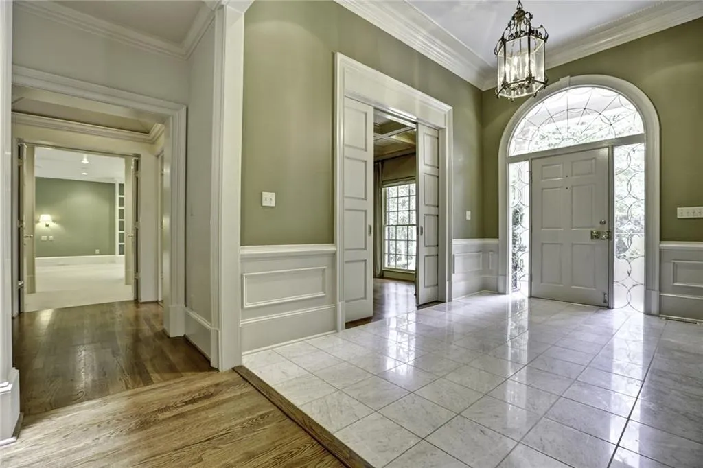 5660 Glen Errol Road, Atlanta, Georgia 30327, 4 Bedrooms Bedrooms, ,5 BathroomsBathrooms,Residential,Sold,5660 Glen Errol Road,5726324