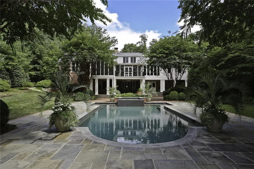 5660 Glen Errol Road, Atlanta, Georgia 30327, 4 Bedrooms Bedrooms, ,5 BathroomsBathrooms,Residential,Sold,5660 Glen Errol Road,5726324
