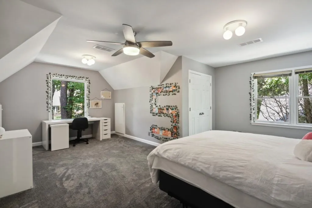 245 Glen Meadow Court, Sandy Springs, Georgia 30328, 5 Bedrooms Bedrooms, ,4 BathroomsBathrooms,Residential,Sold,245 Glen Meadow Court,7066309