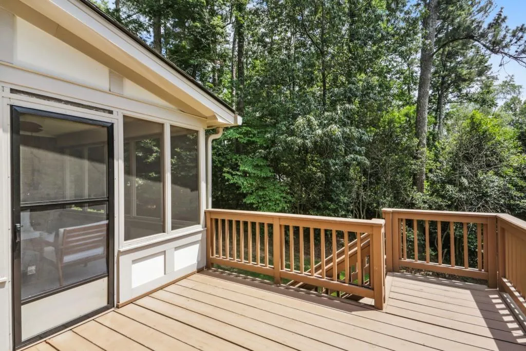 245 Glen Meadow Court, Sandy Springs, Georgia 30328, 5 Bedrooms Bedrooms, ,4 BathroomsBathrooms,Residential,Sold,245 Glen Meadow Court,7066309