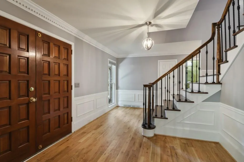 245 Glen Meadow Court, Sandy Springs, Georgia 30328, 5 Bedrooms Bedrooms, ,4 BathroomsBathrooms,Residential,Sold,245 Glen Meadow Court,7066309