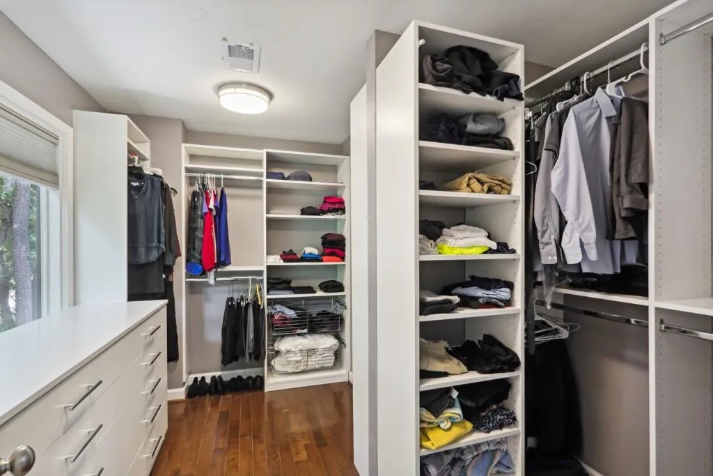 245 Glen Meadow Court, Sandy Springs, Georgia 30328, 5 Bedrooms Bedrooms, ,4 BathroomsBathrooms,Residential,Sold,245 Glen Meadow Court,7066309