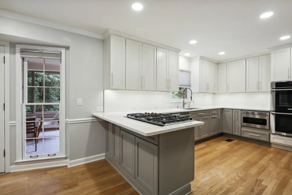 245 Glen Meadow Court, Sandy Springs, Georgia 30328, 5 Bedrooms Bedrooms, ,4 BathroomsBathrooms,Residential,Sold,245 Glen Meadow Court,7066309