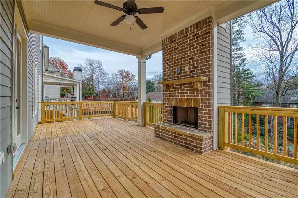214 Belle Lane, Sandy Springs, Georgia 30328, 5 Bedrooms Bedrooms, ,5 BathroomsBathrooms,Residential,Sold,214 Belle Lane,6009466