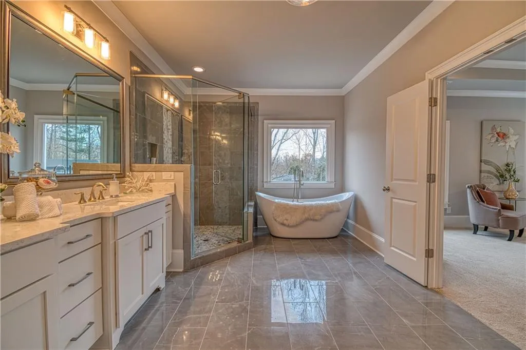 214 Belle Lane, Sandy Springs, Georgia 30328, 5 Bedrooms Bedrooms, ,5 BathroomsBathrooms,Residential,Sold,214 Belle Lane,6009466