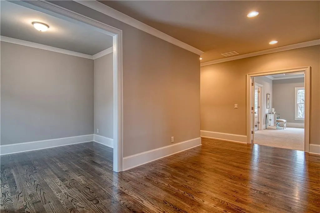 214 Belle Lane, Sandy Springs, Georgia 30328, 5 Bedrooms Bedrooms, ,5 BathroomsBathrooms,Residential,Sold,214 Belle Lane,6009466
