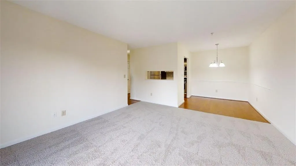 300 Johnson Ferry Road Ne Unit A709, Sandy Springs, Georgia 30328, 1 Bedroom Bedrooms, ,1 BathroomBathrooms,Residential,Sold,300 Johnson Ferry Road Ne Unit A709,6856655