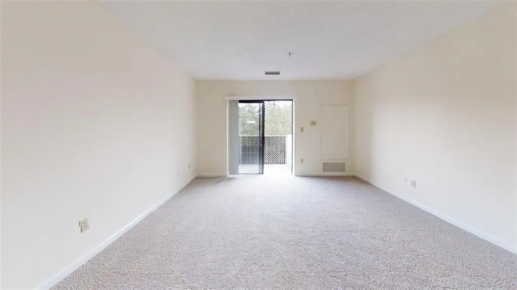 300 Johnson Ferry Road Ne Unit A709, Sandy Springs, Georgia 30328, 1 Bedroom Bedrooms, ,1 BathroomBathrooms,Residential,Sold,300 Johnson Ferry Road Ne Unit A709,6856655