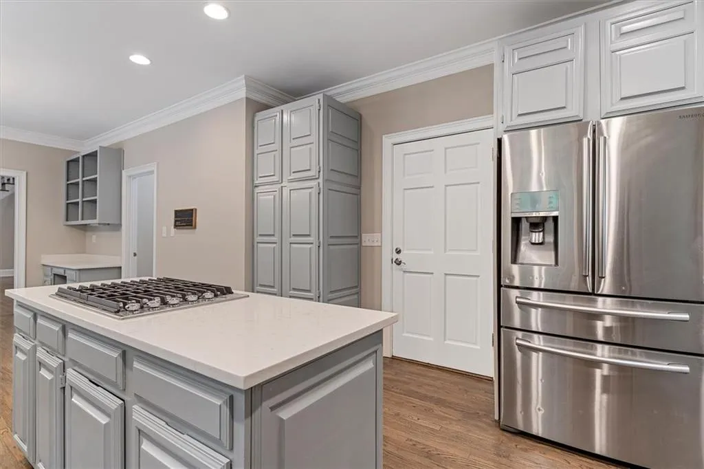 7445 Stoneykirk Close, Sandy Springs, Georgia 30350, 4 Bedrooms Bedrooms, ,4 BathroomsBathrooms,Residential,Sold,7445 Stoneykirk Close,6891553