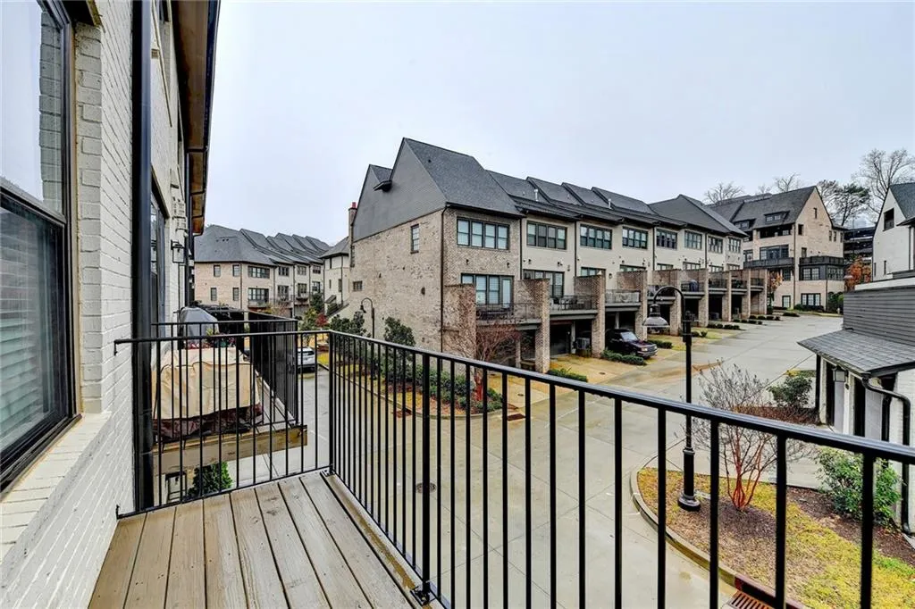 6605 Encore Boulevard Unit 276, Sandy Springs, Georgia 30328, 4 Bedrooms Bedrooms, ,4 BathroomsBathrooms,Residential,Sold,6605 Encore Boulevard Unit 276,7151172