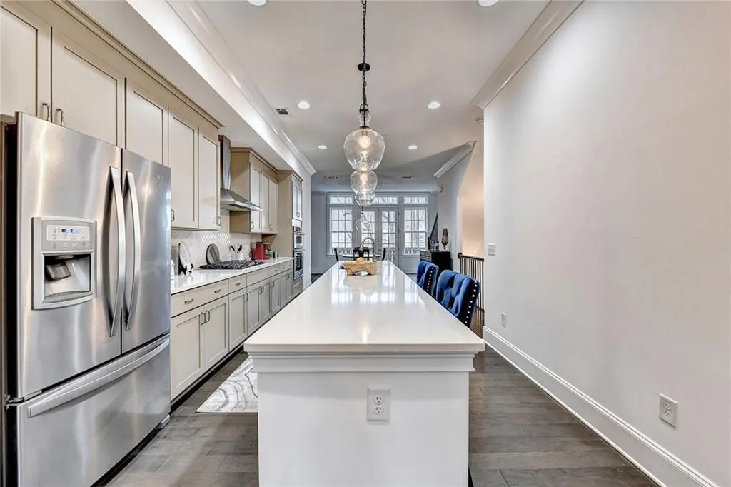 6605 Encore Boulevard Unit 276, Sandy Springs, Georgia 30328, 4 Bedrooms Bedrooms, ,4 BathroomsBathrooms,Residential,Sold,6605 Encore Boulevard Unit 276,7151172