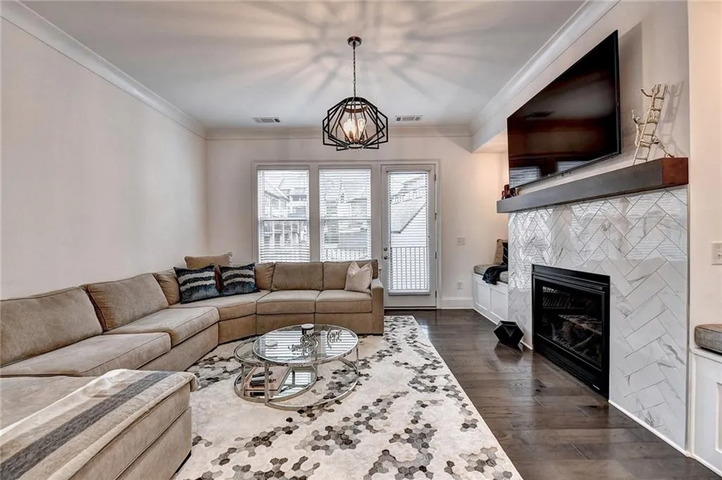 6605 Encore Boulevard Unit 276, Sandy Springs, Georgia 30328, 4 Bedrooms Bedrooms, ,4 BathroomsBathrooms,Residential,Sold,6605 Encore Boulevard Unit 276,7151172