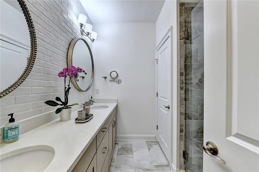 6605 Encore Boulevard Unit 276, Sandy Springs, Georgia 30328, 4 Bedrooms Bedrooms, ,4 BathroomsBathrooms,Residential,Sold,6605 Encore Boulevard Unit 276,7151172