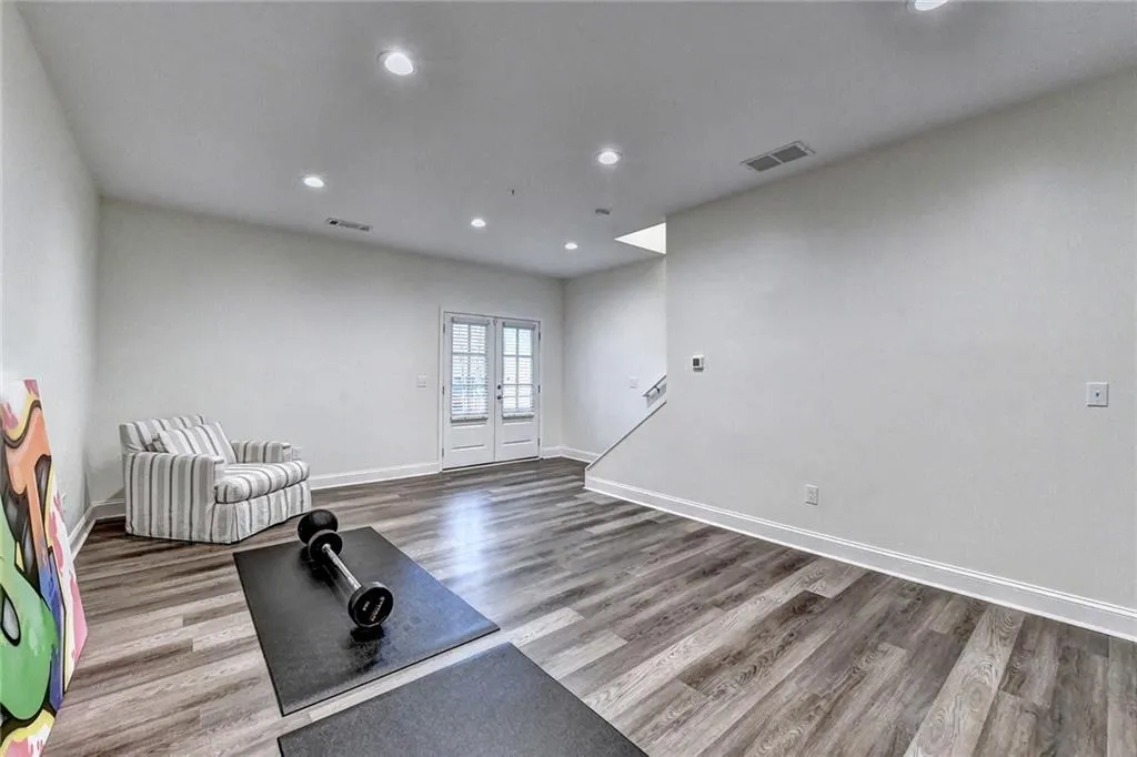 6605 Encore Boulevard Unit 276, Sandy Springs, Georgia 30328, 4 Bedrooms Bedrooms, ,4 BathroomsBathrooms,Residential,Sold,6605 Encore Boulevard Unit 276,7151172