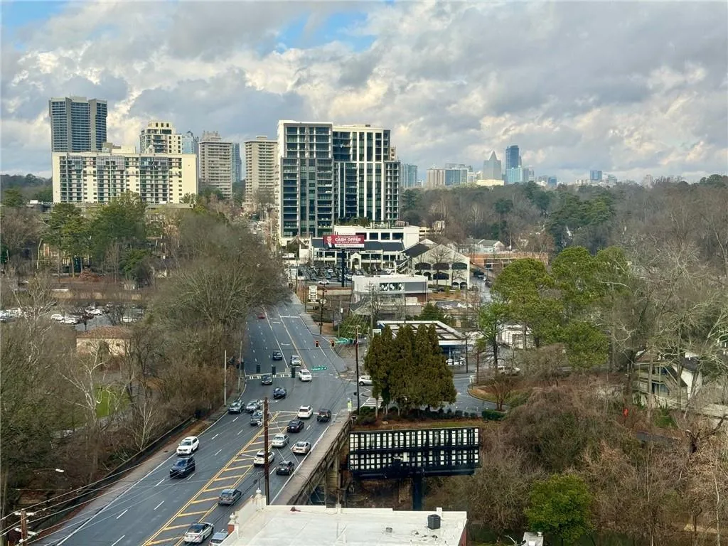 2285 Peachtree Road Ne Unit 1101, Atlanta, Georgia 30309, 1 Bedroom Bedrooms, 0 ,1 BathroomBathrooms,Residential,For Sale,2285 Peachtree Road Ne Unit 1101,7781488