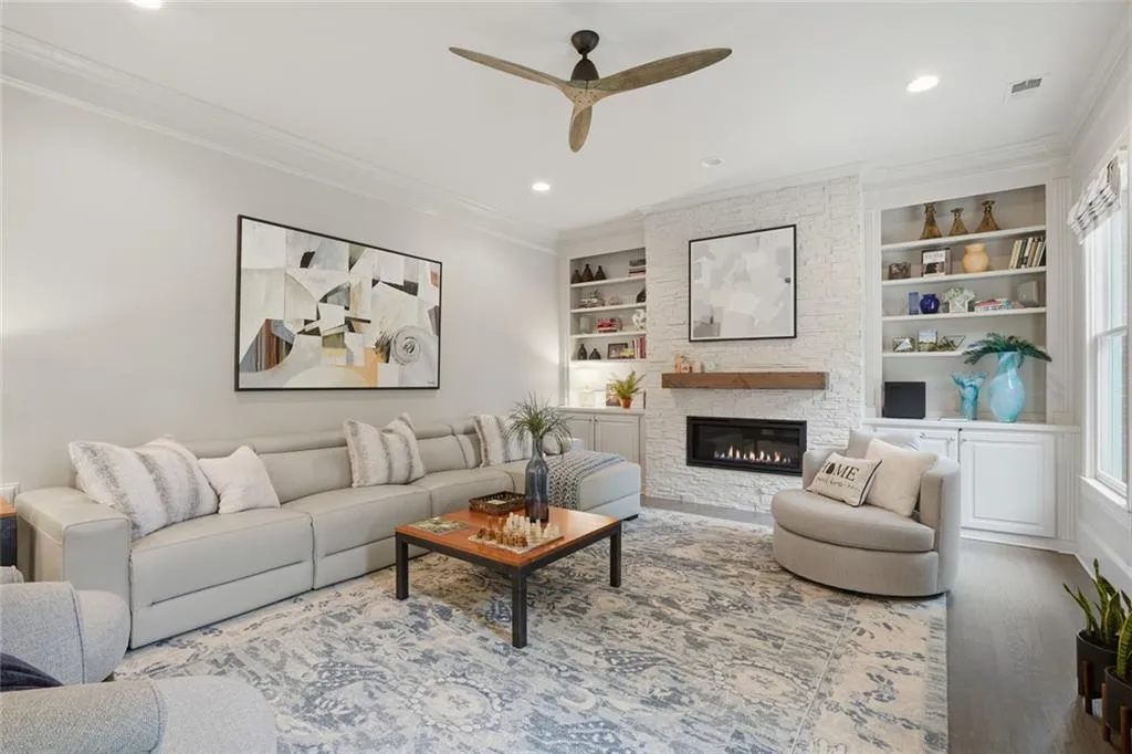 6248 Mt Vernon Oaks Drive, Sandy Springs, Georgia 30328, 5 Bedrooms Bedrooms, ,4 BathroomsBathrooms,Residential,For Sale,6248 Mt Vernon Oaks Drive,7684003