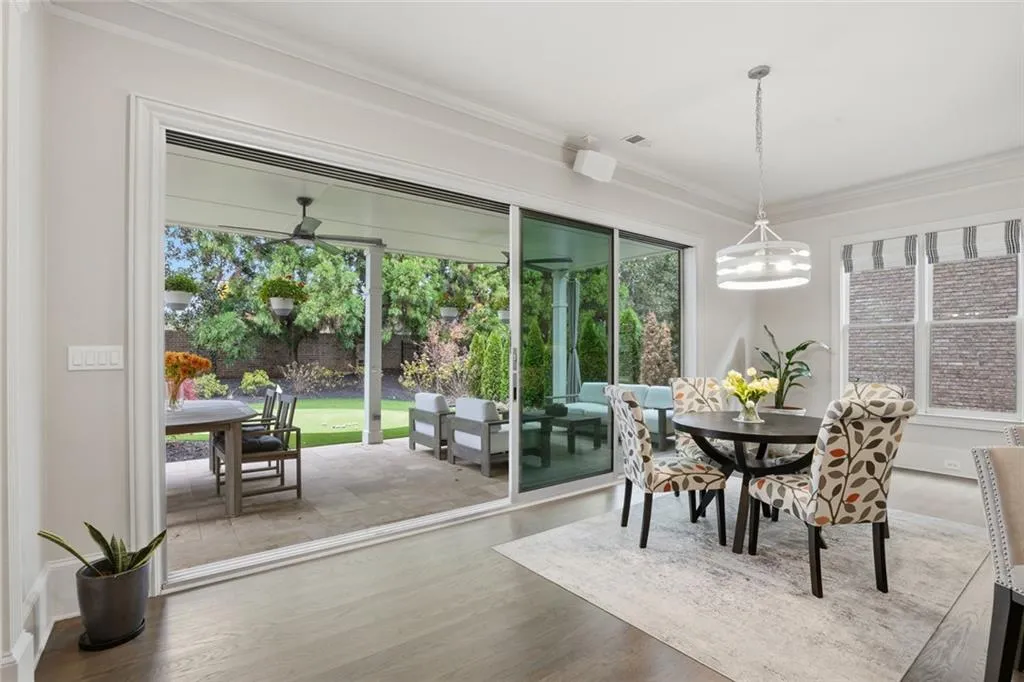 6248 Mt Vernon Oaks Drive, Sandy Springs, Georgia 30328, 5 Bedrooms Bedrooms, ,4 BathroomsBathrooms,Residential,For Sale,6248 Mt Vernon Oaks Drive,7684003