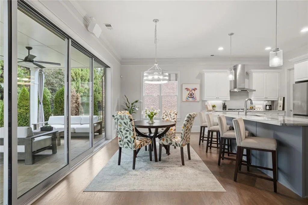 6248 Mt Vernon Oaks Drive, Sandy Springs, Georgia 30328, 5 Bedrooms Bedrooms, ,4 BathroomsBathrooms,Residential,For Sale,6248 Mt Vernon Oaks Drive,7684003